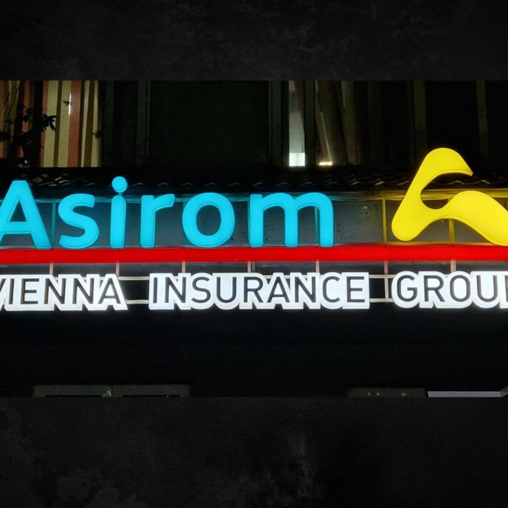 Reclamescu - Productie publicitara, litere volumetrice, casete luminoase - Asirom 1